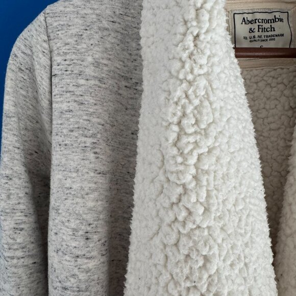 Abercrombie & Fitch Heather Gray Sherpa Fleece Lined Cardigan Open Front - S - Picture 5 of 8